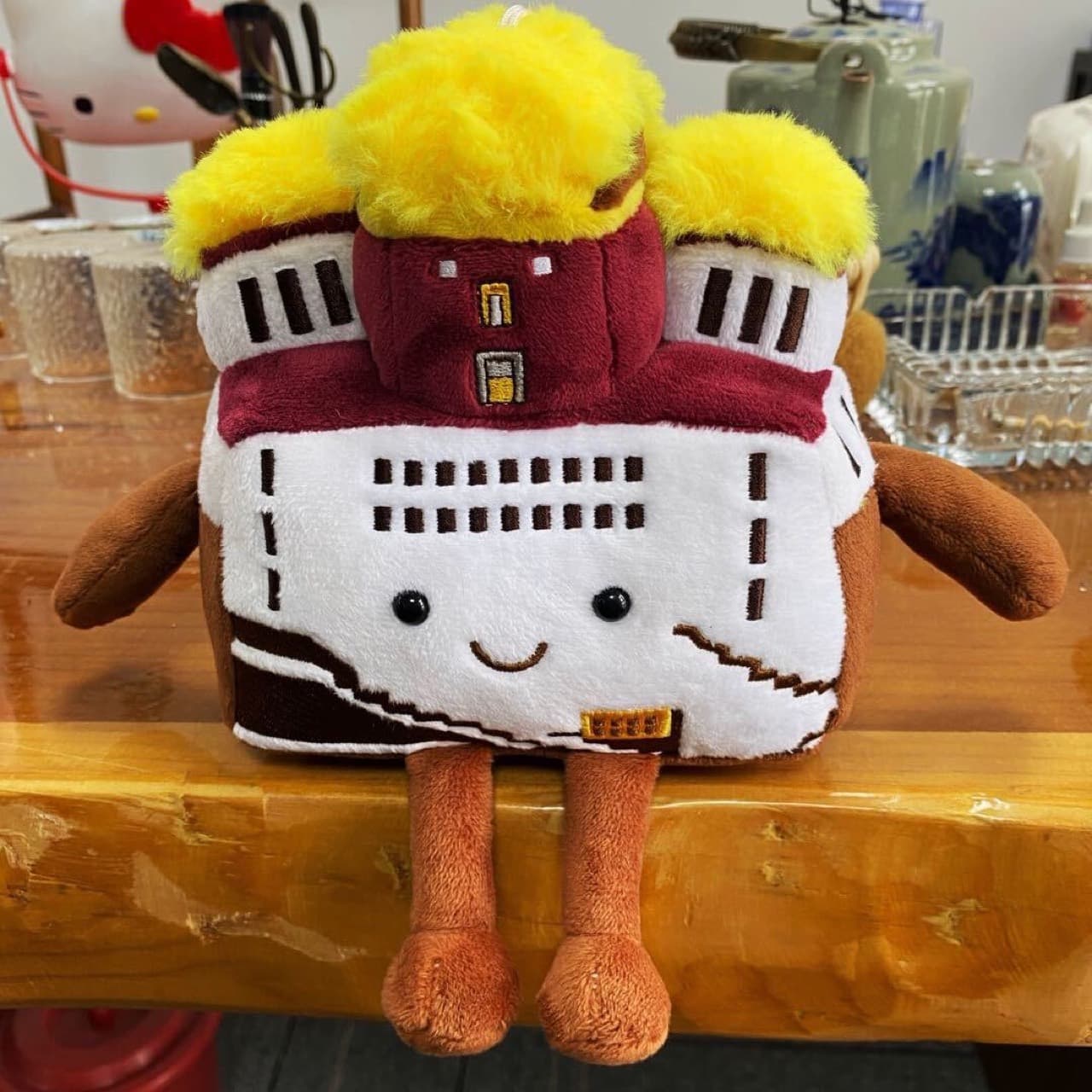 Peluche personalizado con forma de edificio emblemático