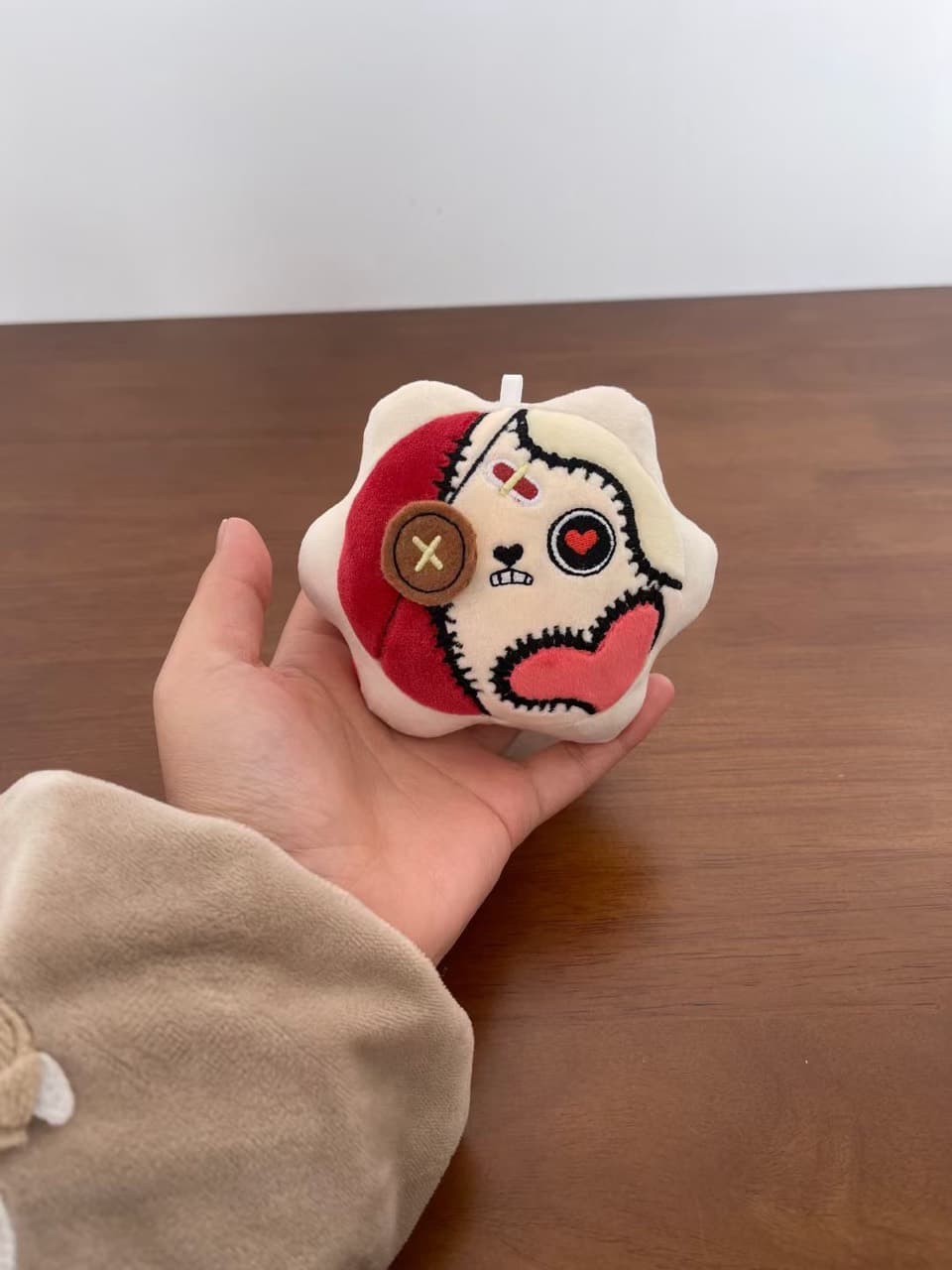 Quirky flower plush charm keychain